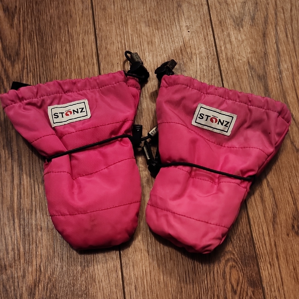 Stonz Vibrant Pink Toddler Mittens